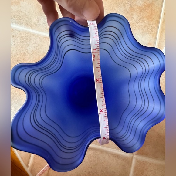 Vintage cobalt blue glass Vase✨ - Picture 13 of 15